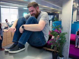 why-invest-employer-brand why businesses invest employer branding