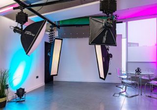 MadeBrave Photography Studio MadeBrave Photography Studio