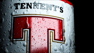 Closeup of a 3D render of Tennent’s Light Bottle
